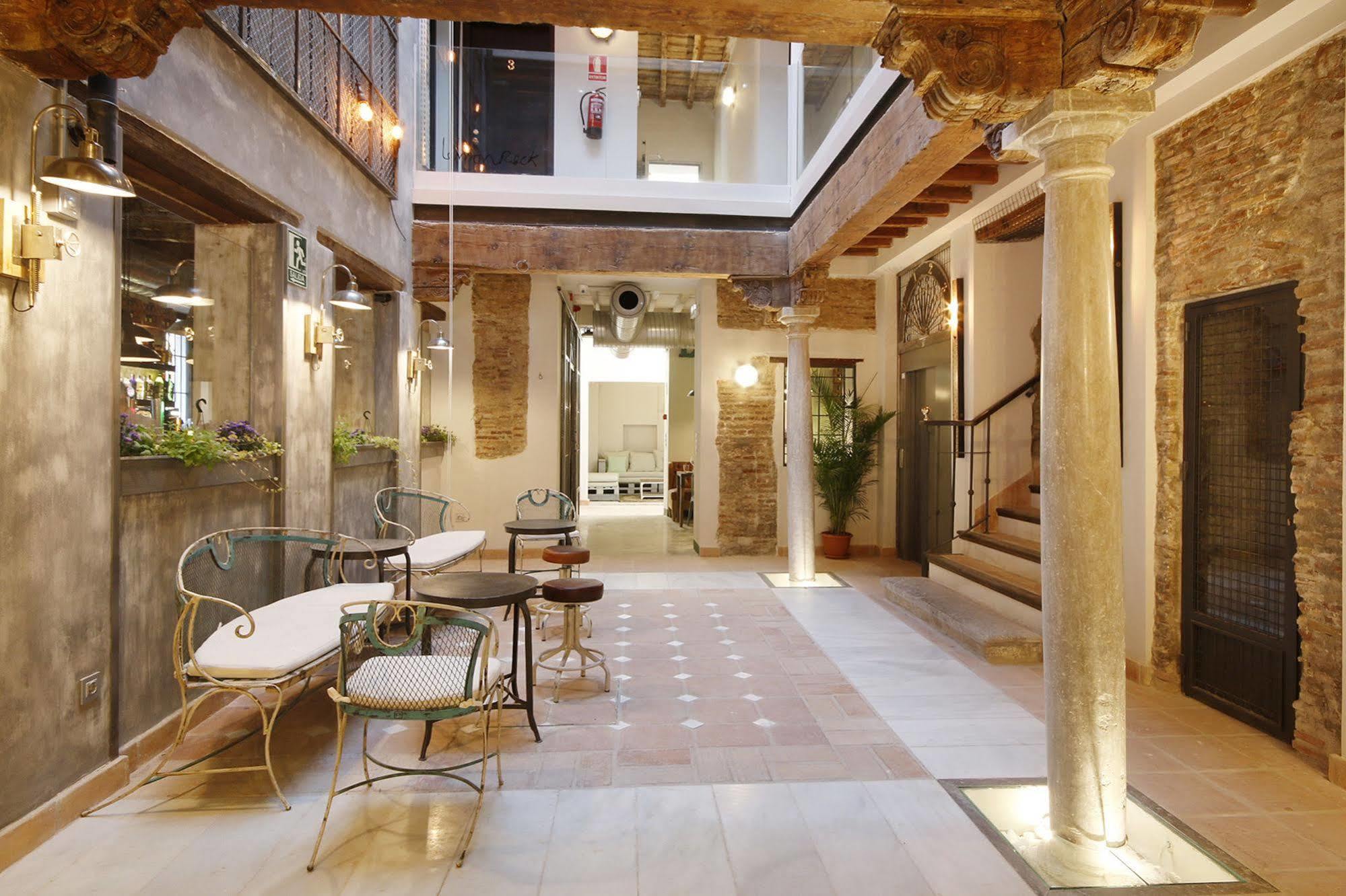 Lemon Rock Hostel Granada Dış mekan fotoğraf